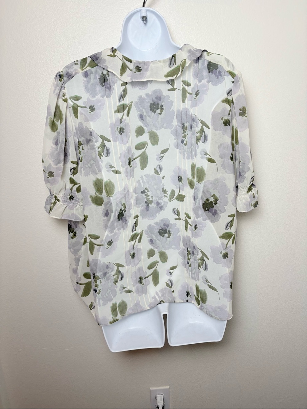 Cabi New Printed Cherish Blouse #4720 romantic floral - Picture 4 of 5
